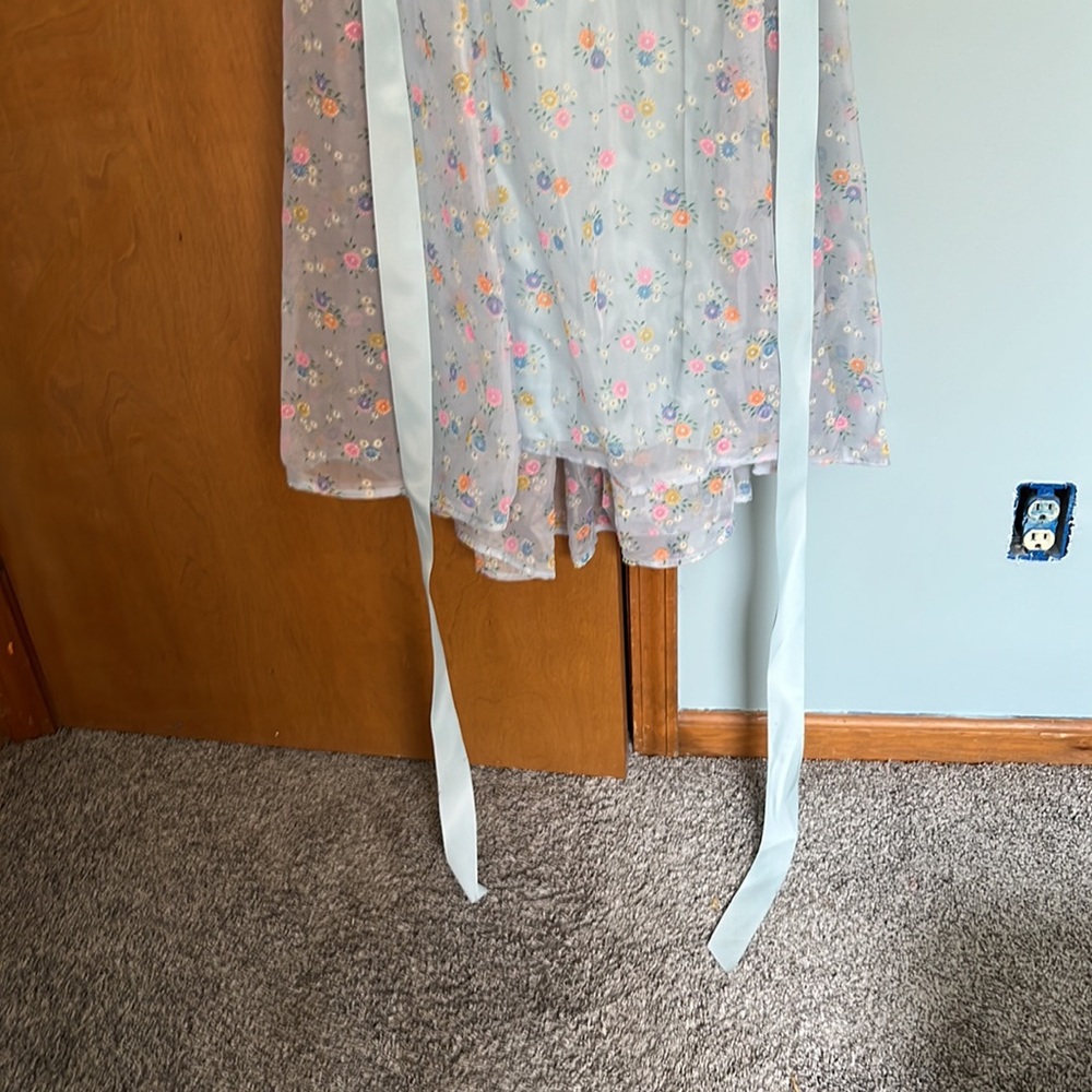 Vogue Paris Original Gown - Picture 2 of 9